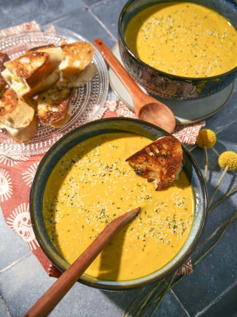 Creamy Vegan Broccoli Cheddar Soup (Dairy-Free & Nut-Free Option)